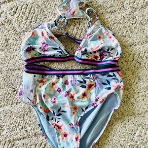 high waisted two piece swimsuit